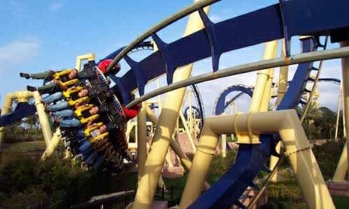 Busch Gardens roller coasters Cobra's Curse model